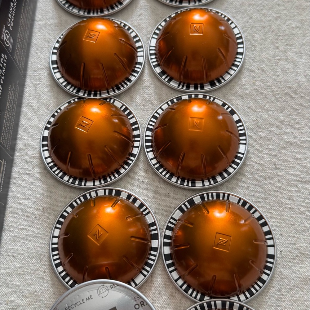 Nespresso Vertuo- Orafio and Sunny Almond Vanilla - Picture 5 of 10